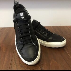 P448 BLACK JOHN LOW TOP SNEAKERS Leather SIZE 40
